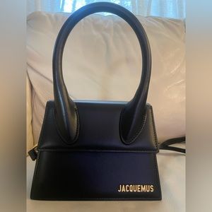 Jacquemus La Chiquito Moyen Bag